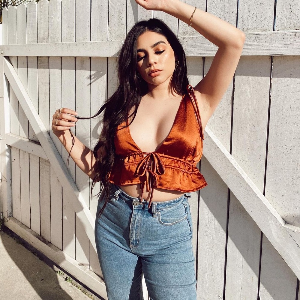 SATIN CROP TOP